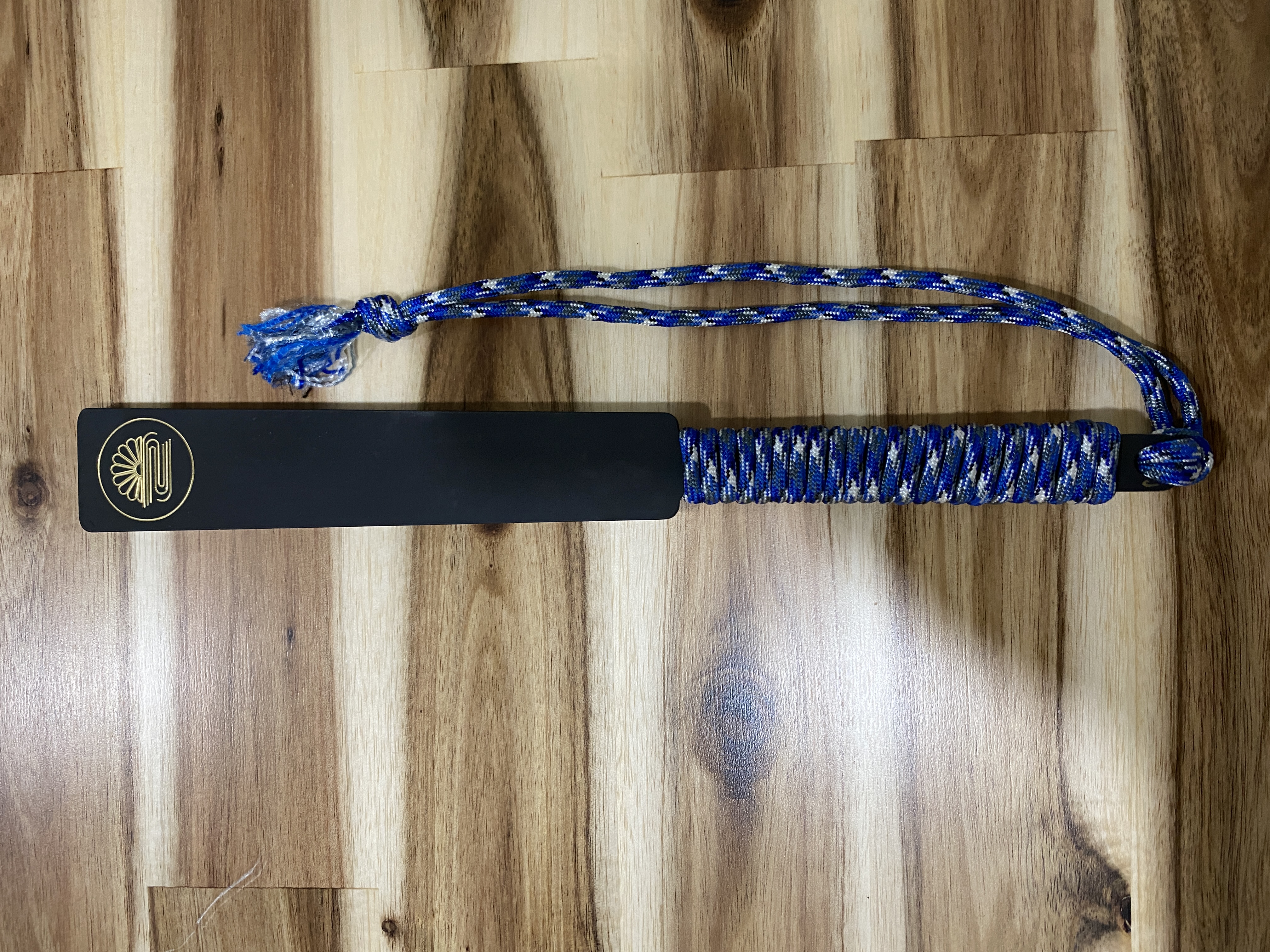 A beautiful iron tessen with the kikusui mon.