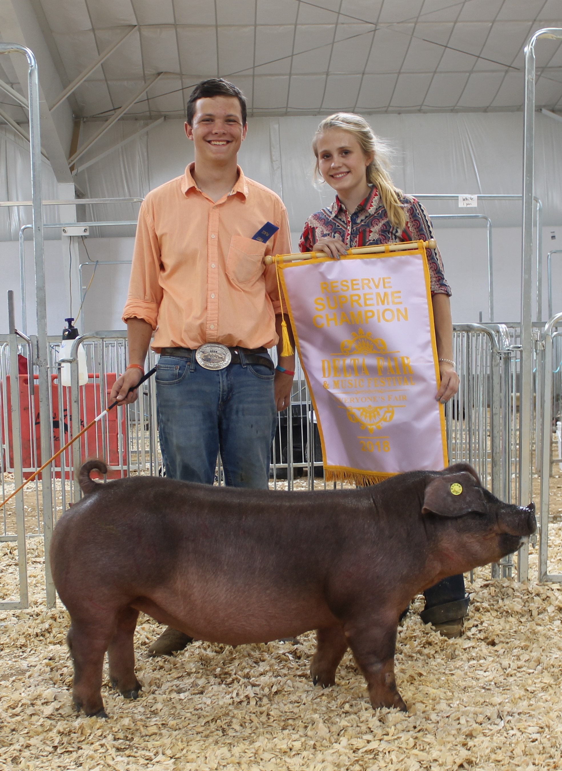 Hunter Curland and Hailey Azbill
2018 Delta Fair & Music Festival
Reserve Supreme Champion Overall
Champion Duroc Gilt