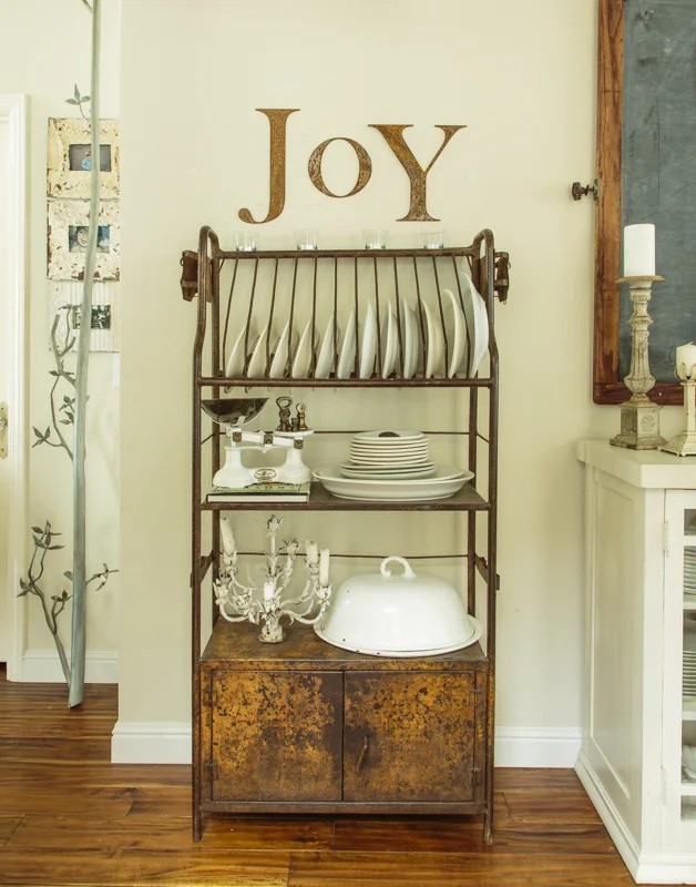 Summer Cottage Antiques ~ 153 Kentucky St