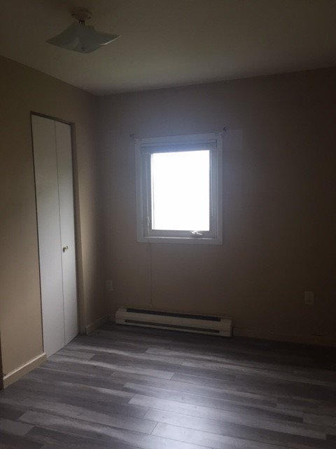 Master bedroom
photo 2