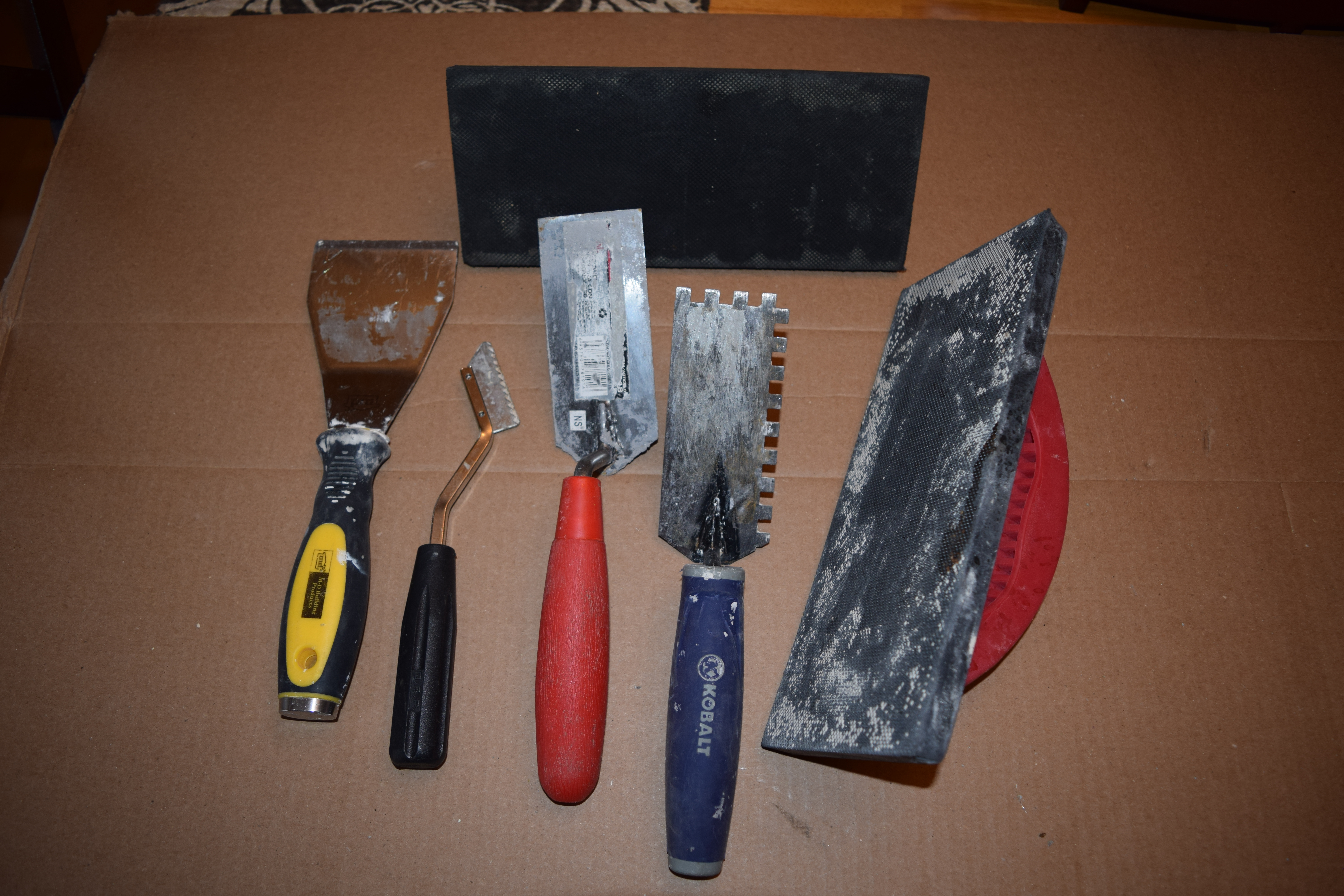 Tiling Tools (Rubber Grout Float x2, Misc Trowels/tools x4)