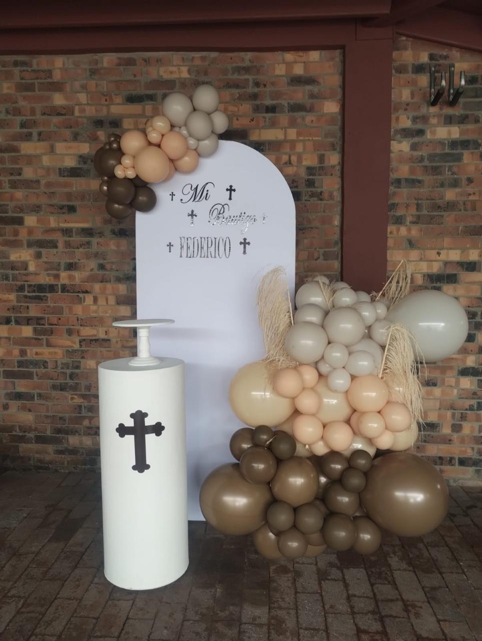 Panel Ovalada
$60.000 en Alquiler
Precio unitario
Manejamos variedad de colores
·220 de altura por 1mts de ancho
Mensaje Personalizado
$ 70.000