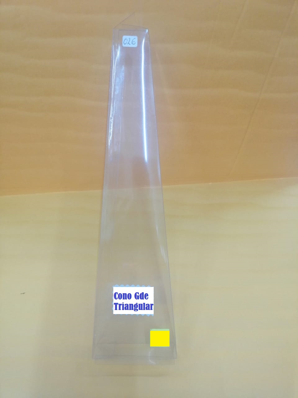 #26 CONO TRINGULAR GDE
MEDIDA 1X4.8X3