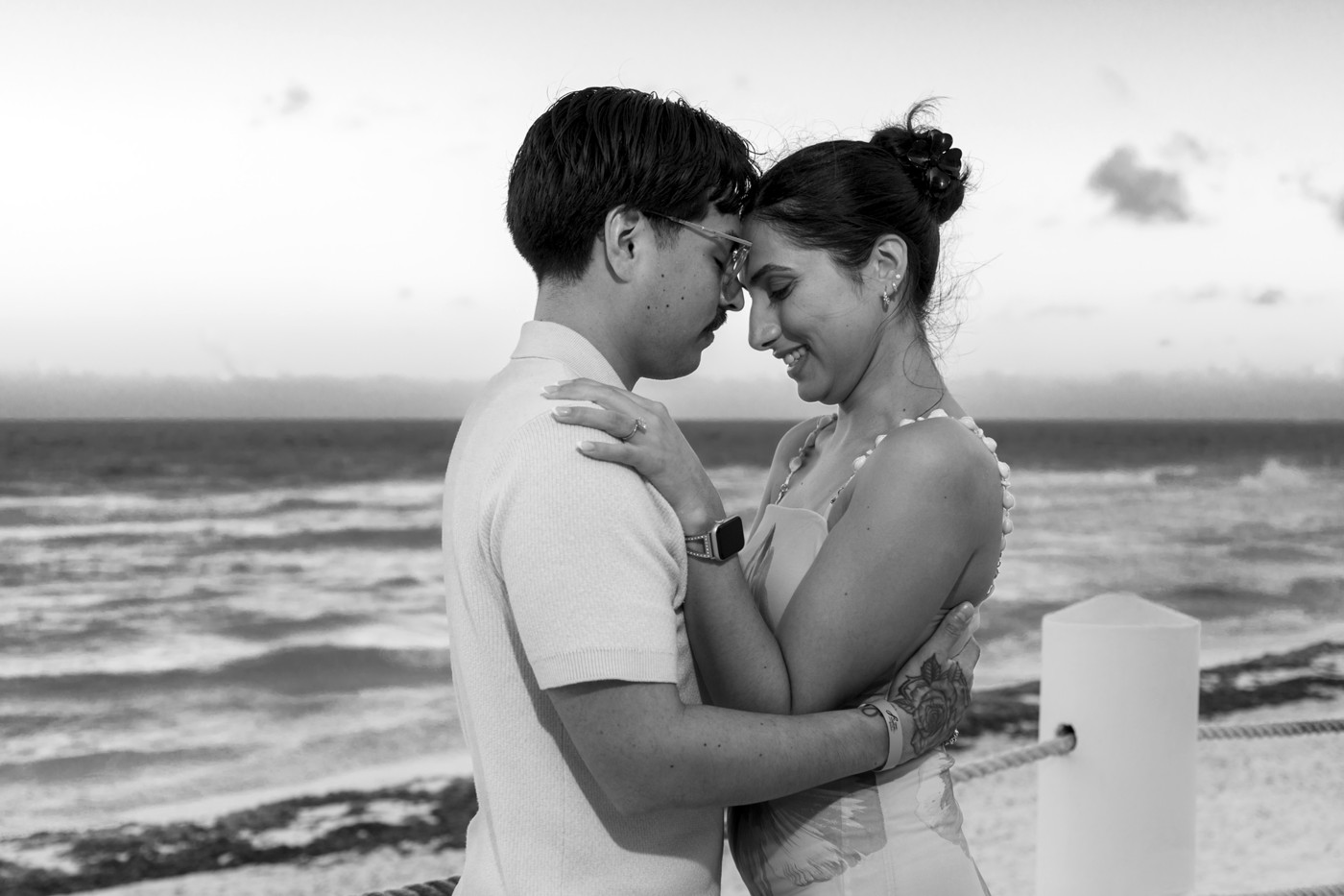 https://0201.nccdn.net/4_2/000/000/082/8ea/marriage-proposal-fiesta-americana-condesa-cancun-mexico-lux-art.jpg