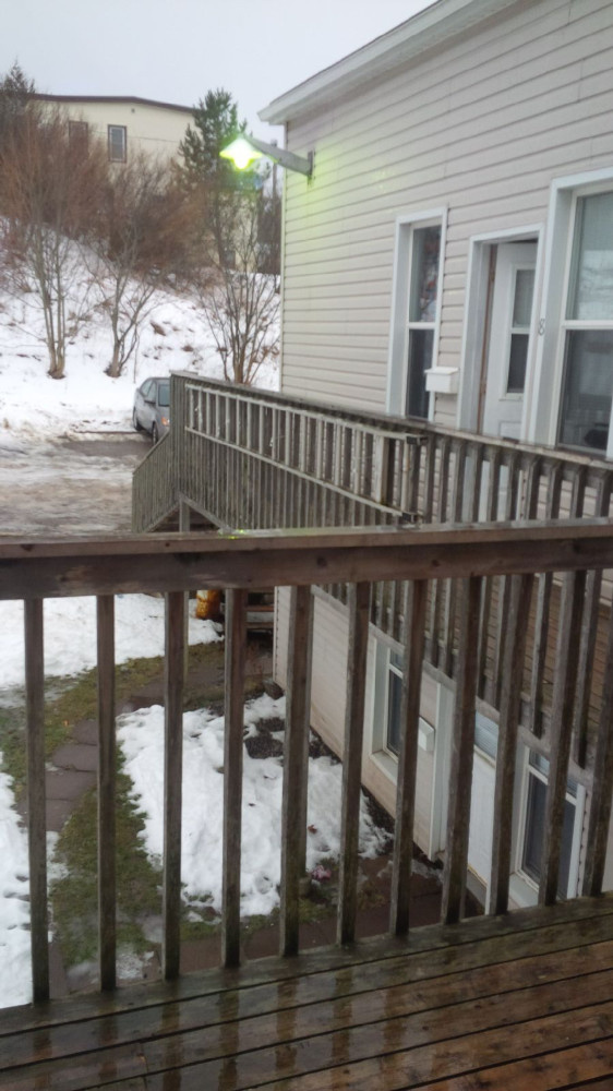 deck photo 1