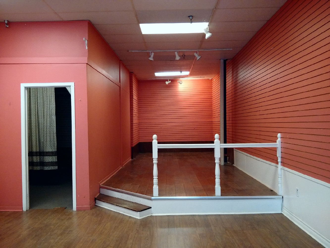 Parrtown Place Storefront