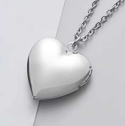 https://0201.nccdn.net/4_2/000/000/083/84e/silver-heart.png