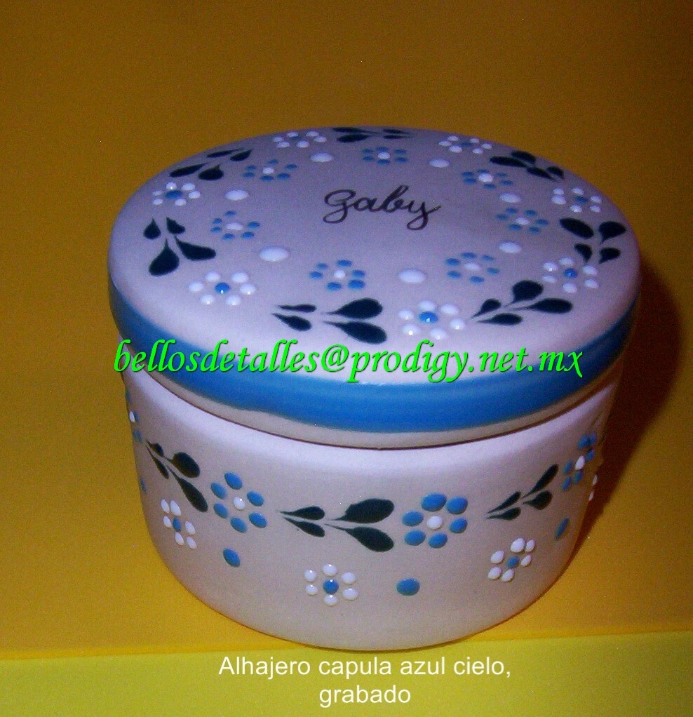 https://0201.nccdn.net/4_2/000/000/084/3b1/Alhajero-capula-azul-cielo-grabado-988x1022.jpg