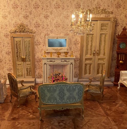 Grand Salon Furnishings
upholstered by Dolls House Interior