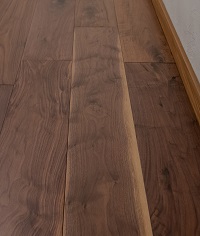 Duela de ingenier&#xED;a Pathros Nogal