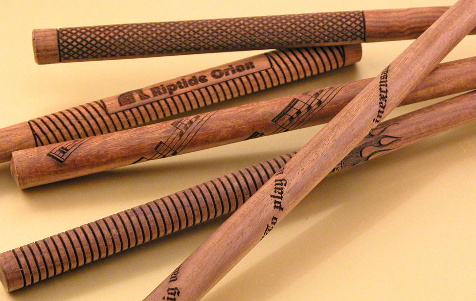 https://0201.nccdn.net/4_2/000/000/085/3be/wd-drumstick-engraving.jpg