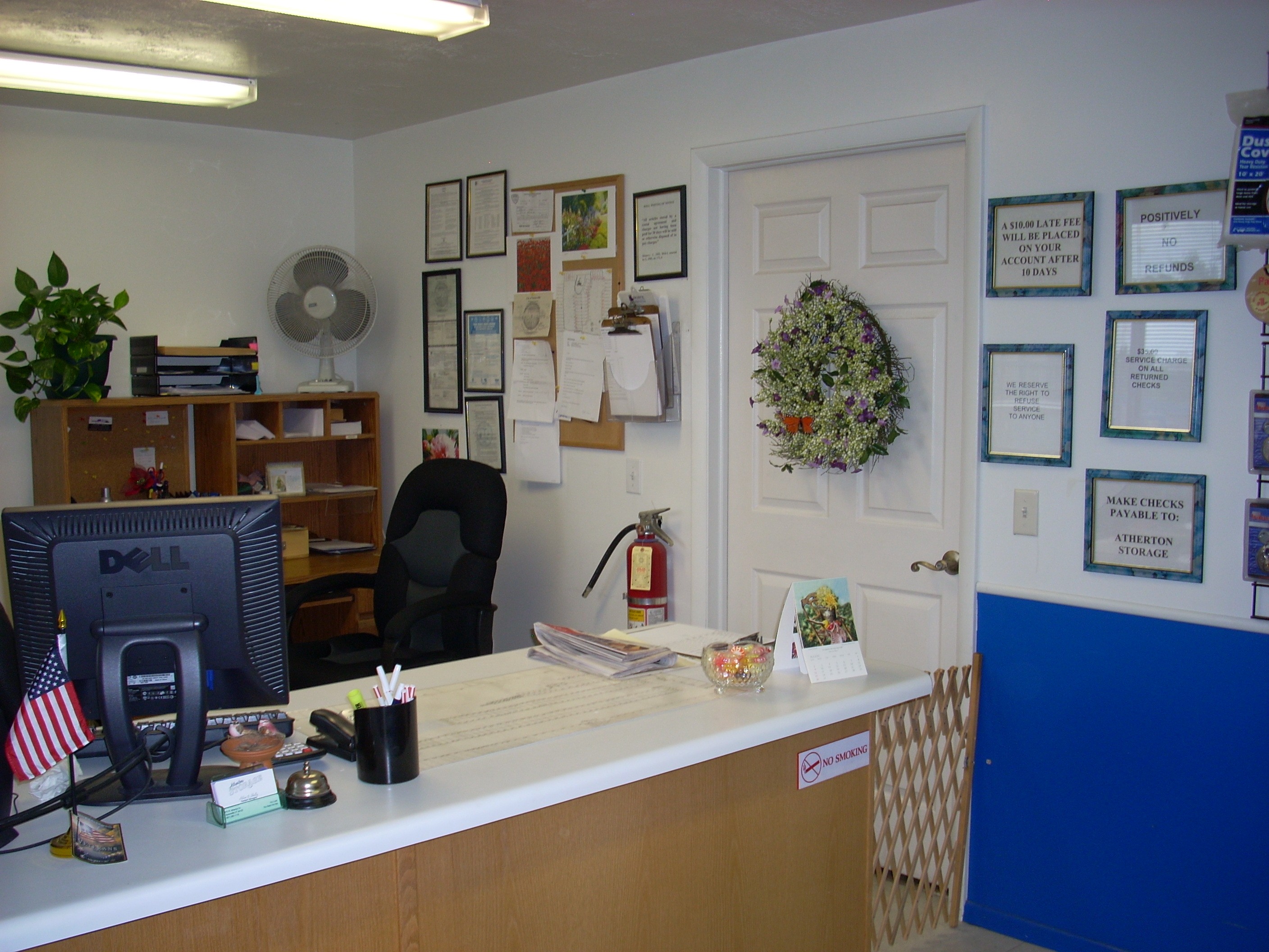 https://0201.nccdn.net/4_2/000/000/085/8b8/atherton-inside-the-office.jpg