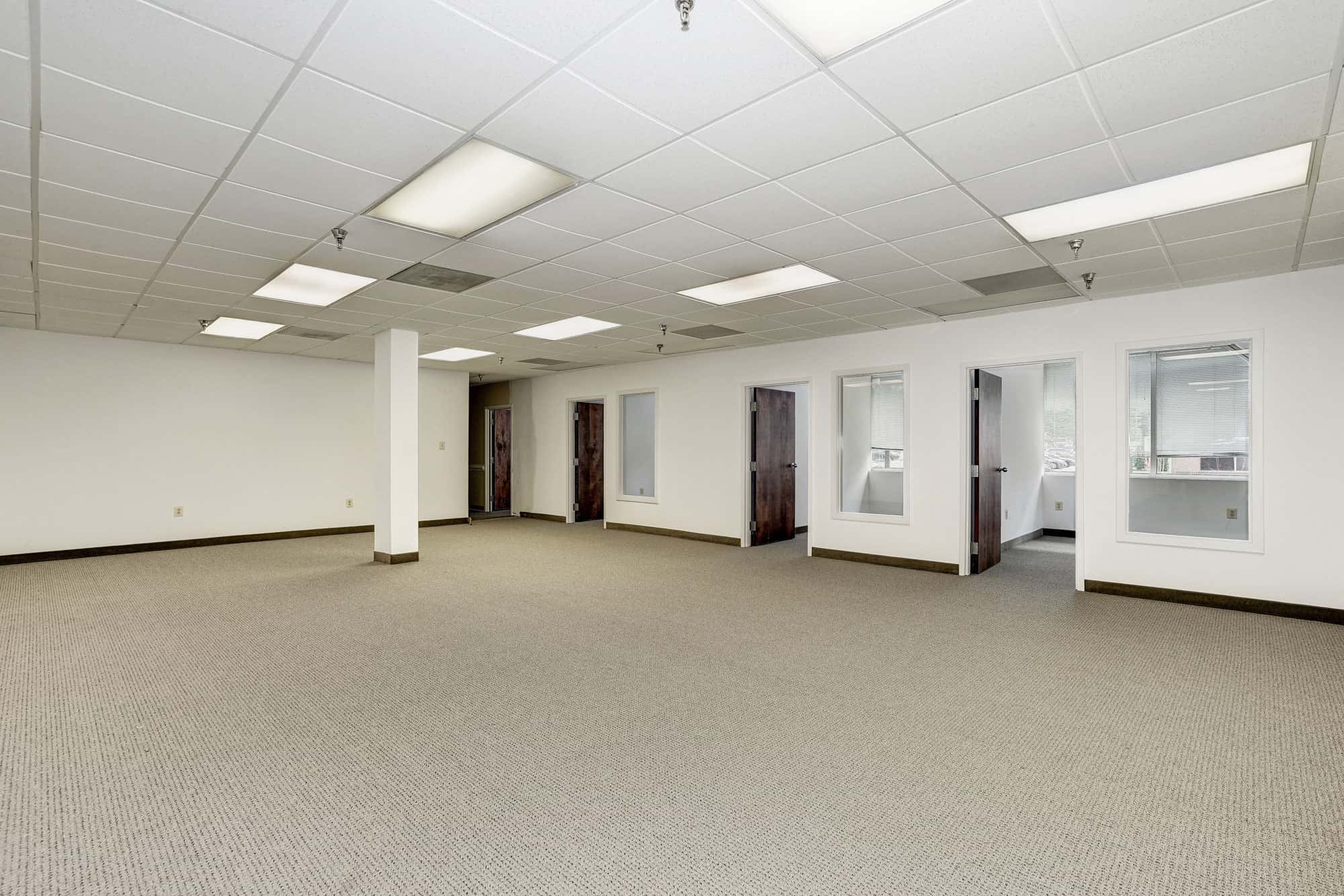 https://0201.nccdn.net/4_2/000/000/086/6b7/InteriorOfficeSpaceIn6PidgeonHill-min.jpg