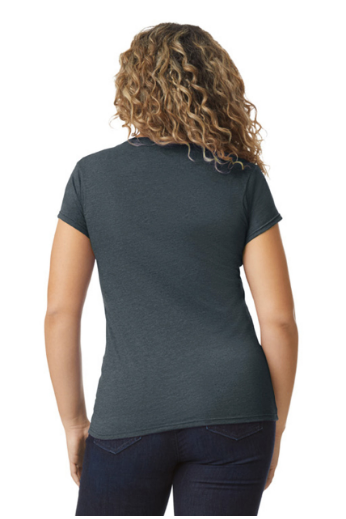 CAMISETA CON ESCOTE EN V DE MUJER