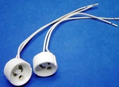 Socket GU 10 Para Halogeno 
50W/120V Cod - 10808